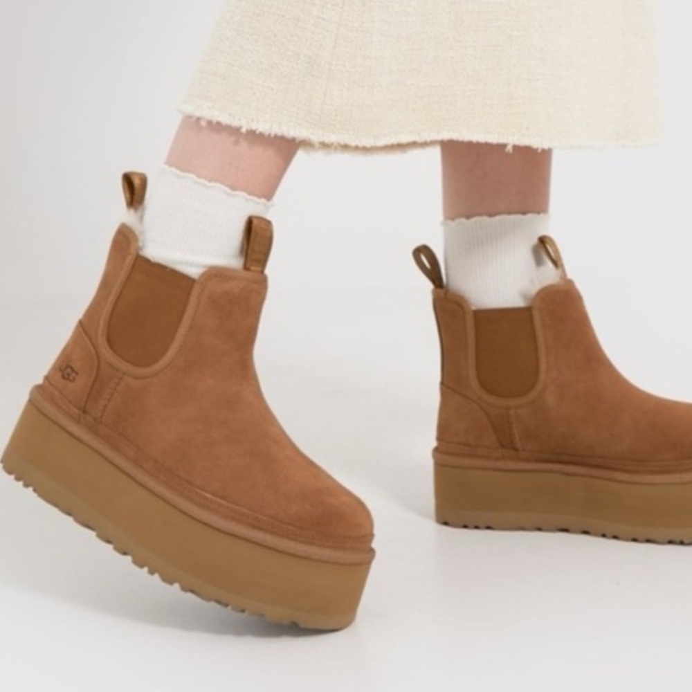 UGG Neumel Platform Chelsea boots Chesnut
